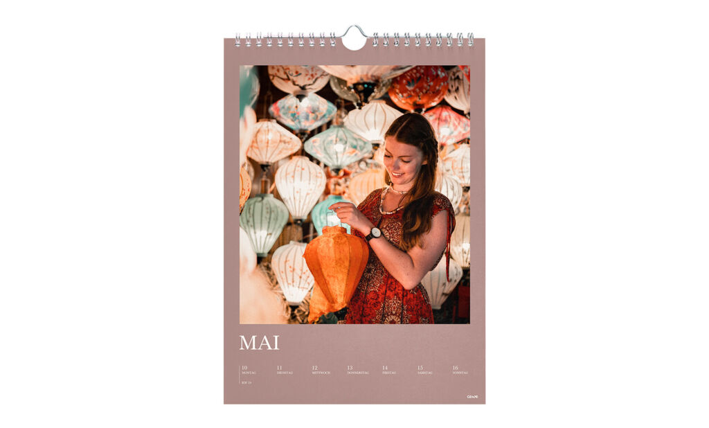 Ugekalender A4 med egne billeder